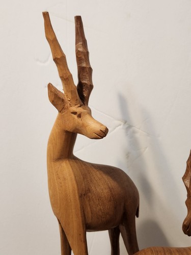 VINTAGE HAND CARVED WOODEN SET OF 3 GAZELLES ANTELOPE FIGURINES MADE IN KENYA - Picture 4 of 18