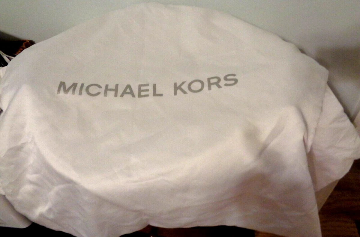 Michael kors hotsell protective bag