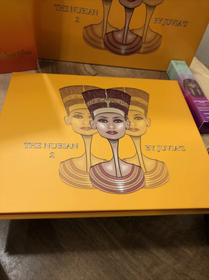 JUVIAS PLACE THE NUBIAN 2&THE NUBIAN GLOW &PEPPERMINT LIP BALM NIB - Image 2 of 4