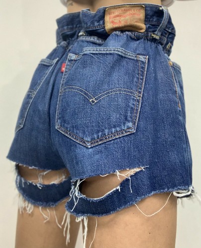 Shorts Donna Levi's Caramella con tagli Pantaloncini Donna Jeans Levis  Vintage | eBay