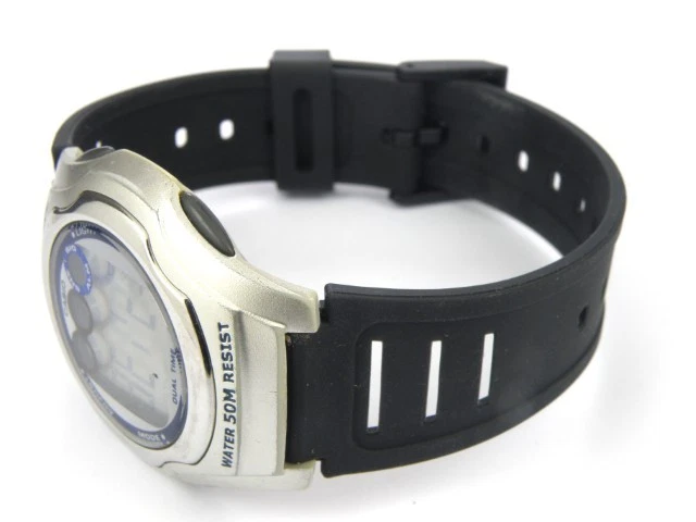 Men's Casio W-E11 Digital Watch - 50m, photo 2 of 5