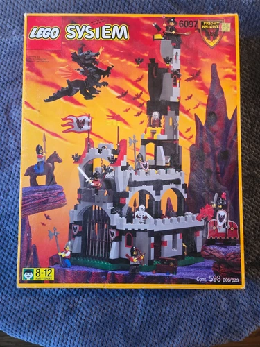 NISB VINTAGE LEGO 6097 Fright Knights Night Lord’s Castle SEALED