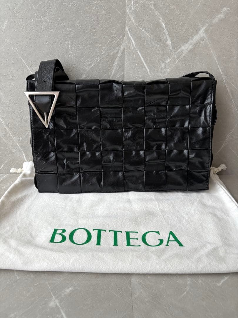 BOTTEGA VENETA Maxi Cassette
