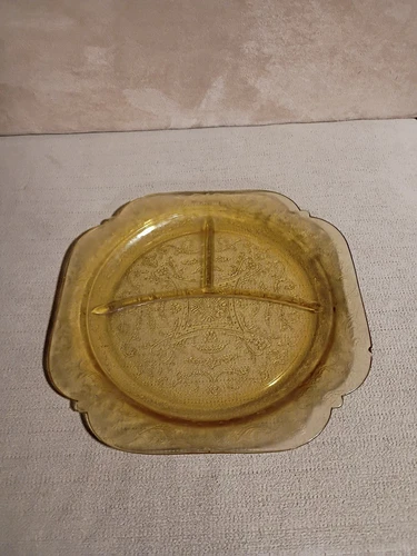 Federal Depression Glass MADRID 10" Square Divided Plate Amber Scalloped Edge