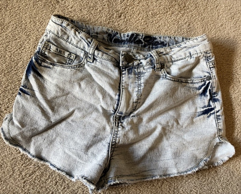 Vanilla Star Girls Light Wash Denim Jean Shorts Size 7. EUC
