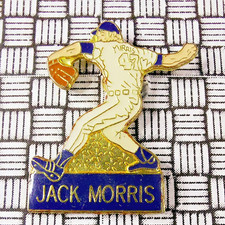 Jack Morris No47 Pitcher Detroit Tigers MLB  Baseball Pin Badge 29mm x 22mm