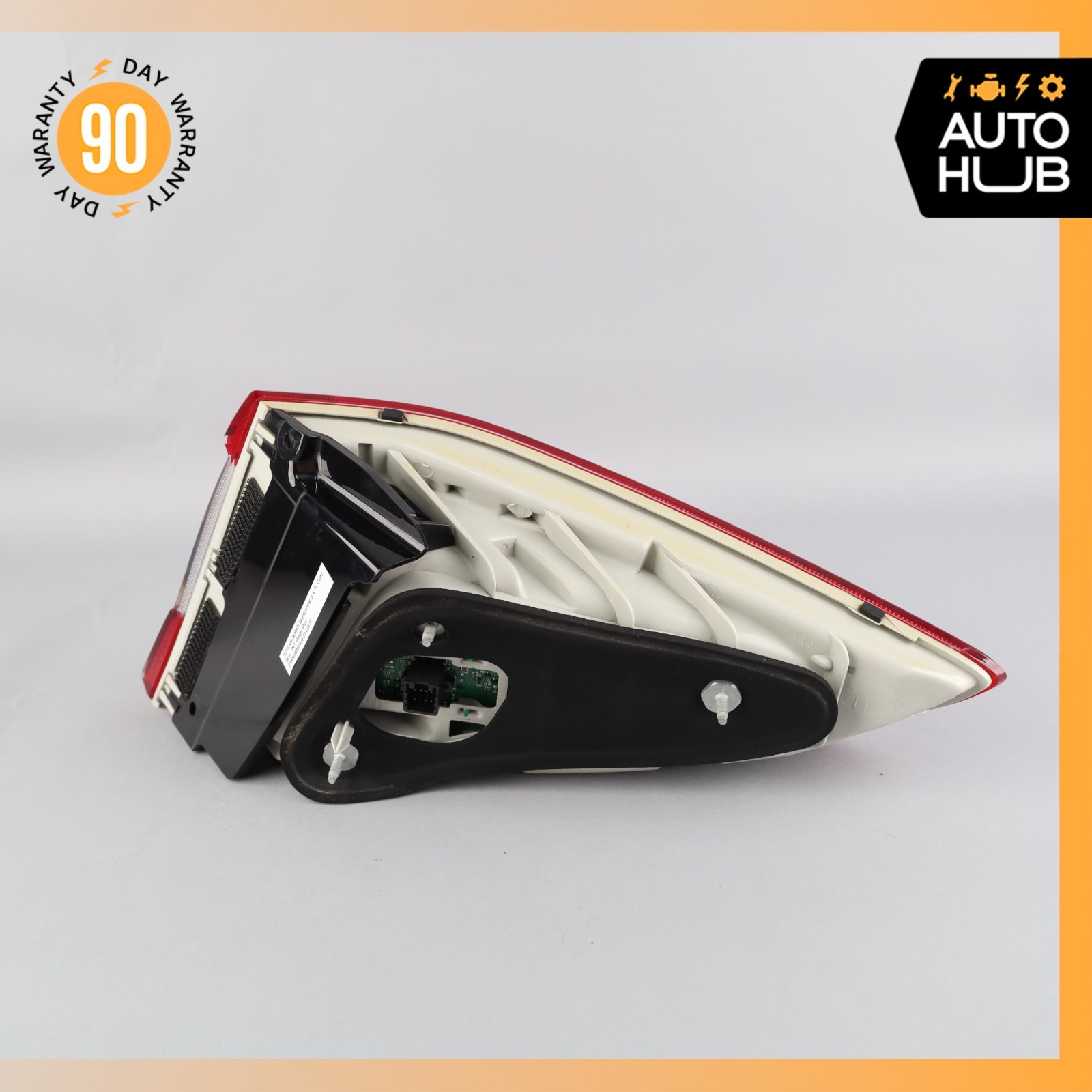 10-19 Maserati GranTurismo M145 Left Side Outer Tail Light Lamp OEM 47k