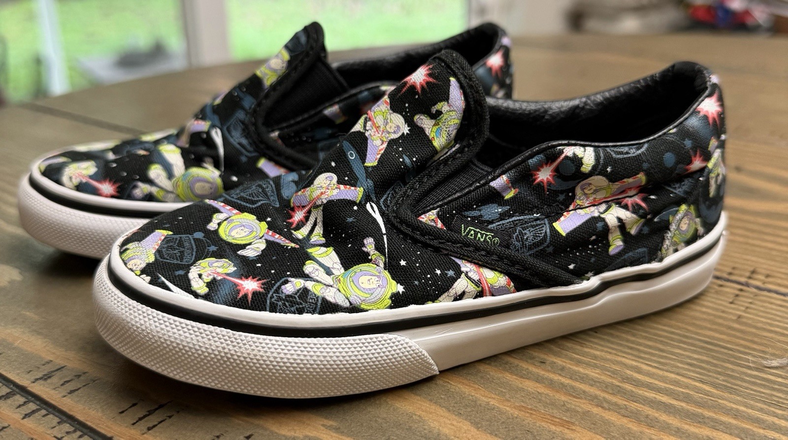 Toddler Size 9- Disney Pixar - Rare