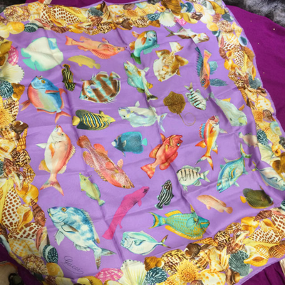 GUCCI グッチ　スカーフ　魚　サンゴ　海 GUCCI Silk Scarf fish sea Used Item Good Condition Free Shipping