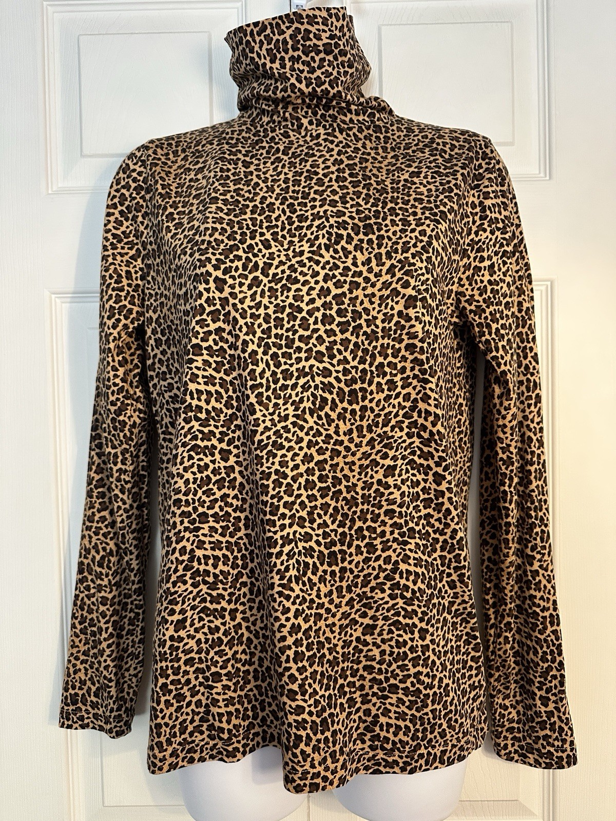 J CREW Lightweight TURTLE NECK LEOPARD PRINT SIZE… - image 4