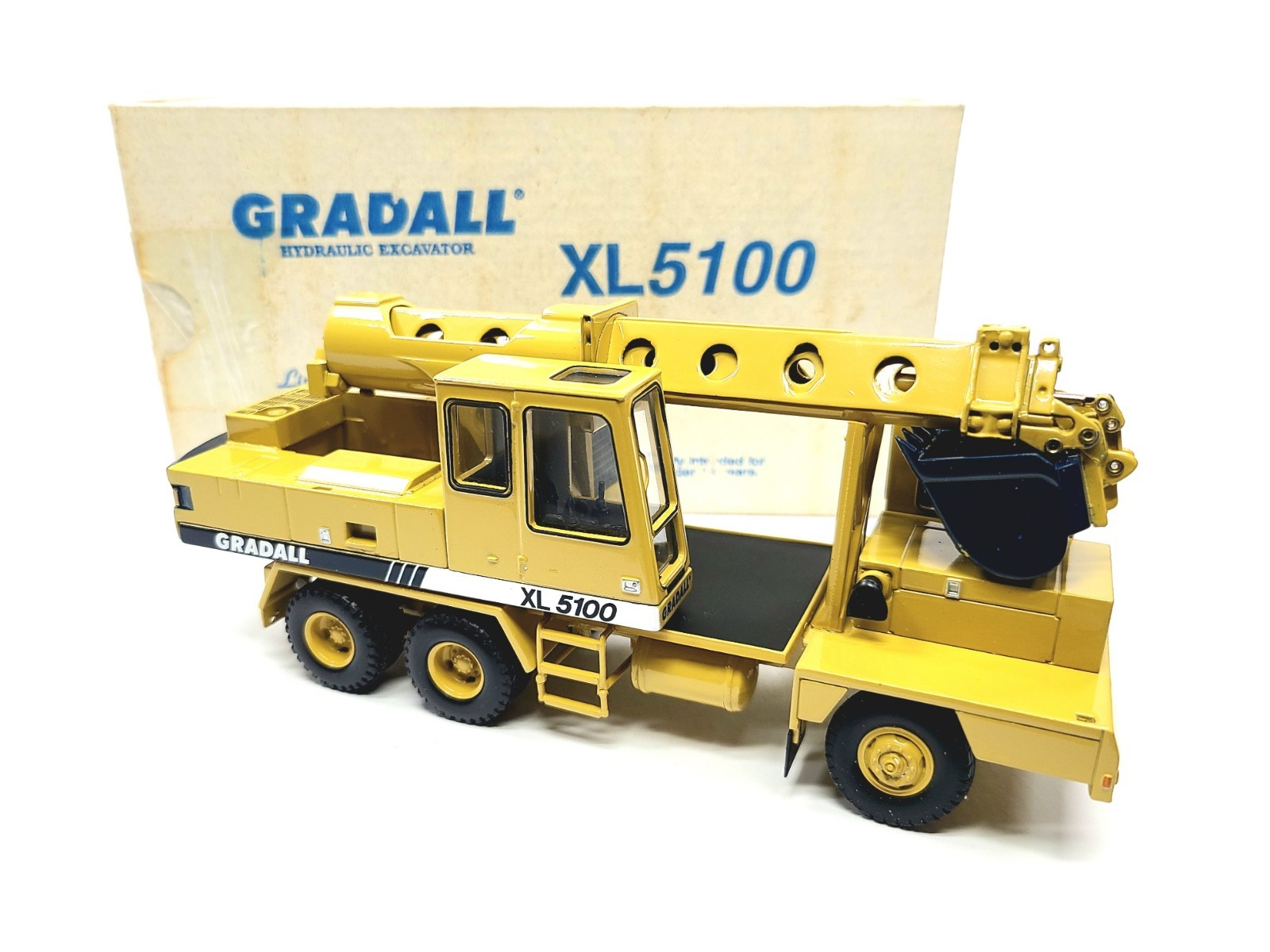 Gradall XL5100 Truck-Mounted Excavator - Hiram Smith 1:50 Scale Diecast ...