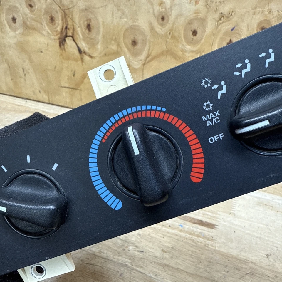 98 99 00 01 02 03 Dodge Ram Van 1500 Climate Control Heater Temp A/C AC OEM HVAC Foto 3 de 4