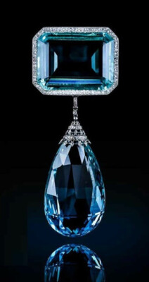 Stunning Aqua Lab Created Transparent Aquamarine Bright Polish Silver Brooches