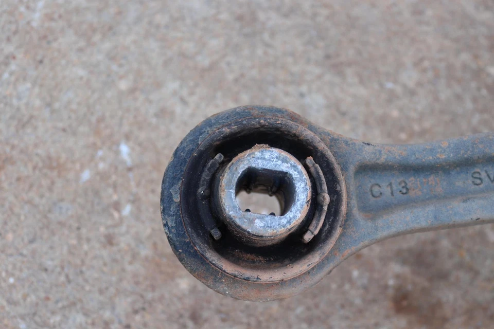 Dodge Charger R/T 2012-2014 tracción trasera eje delantero izquierdo nudillo rueda buje conjunto OEM Foto 2 de 4