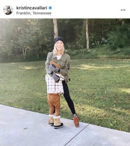 sorel women's kinetic conquest sneakers