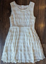 Matilda Jane Women's Cream Heavy Lace Overlay Stretchy Dress w/ Pockets Size 10
