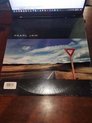 PEARL JAM Yield VINYL 1998 1st Pressing, E-68164 - SEALED, NEW, MINT - Vinyl LP