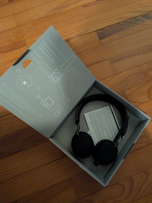 Jabra Evolve2 65 Wireless PC Headset