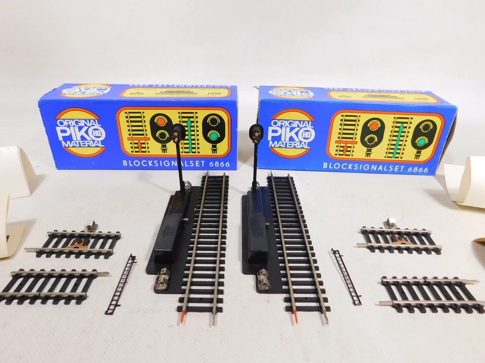 2x Piko VEB DDR Sonneberg H0 DC 6866 Blocksignalset Signale 16V ac OVP #DX500-1 - Bild 2 von 4