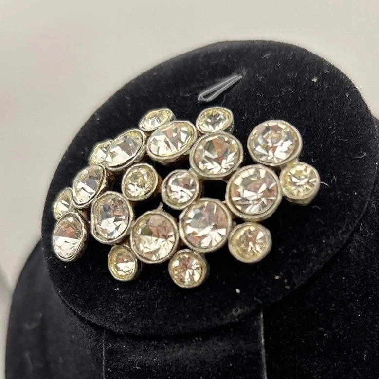 Broche prendedor vintage de diamantes de imitación tono plata floral joyería distintiva Foto 2 de 4