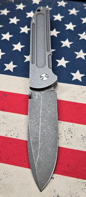Boker Plus Evade Pocket Knife 3.54'' D2 Blade Steel Handle Frame Lock 01BO384