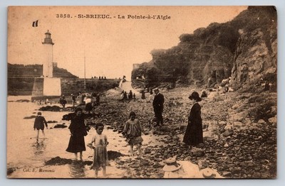 St-Brieuc La Pointe-à-l'Aigle Lighthouse Beach Postcard E. Hamonic France
