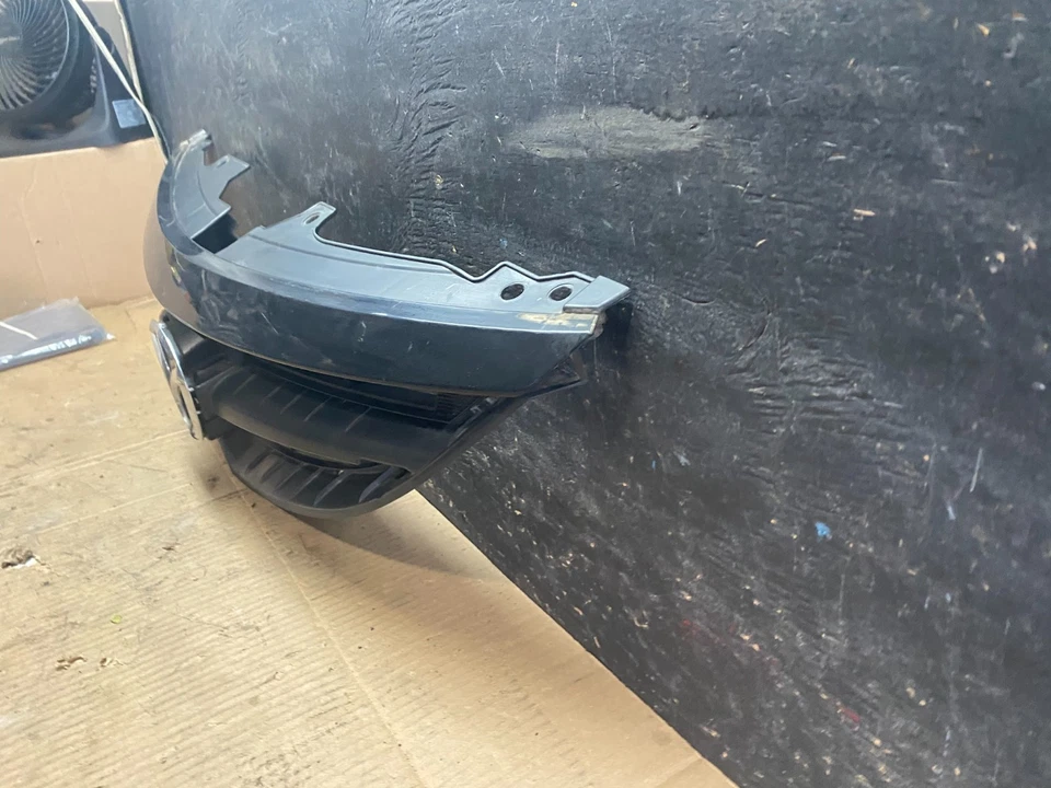 Parrilla superior delantera Mazda 6 2009 a 2013 R7865 PS Foto 2 de 4