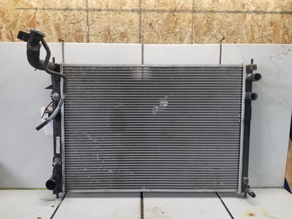 Radiador Subaru Tribeca 2009 3,6 L Foto 2 de 4