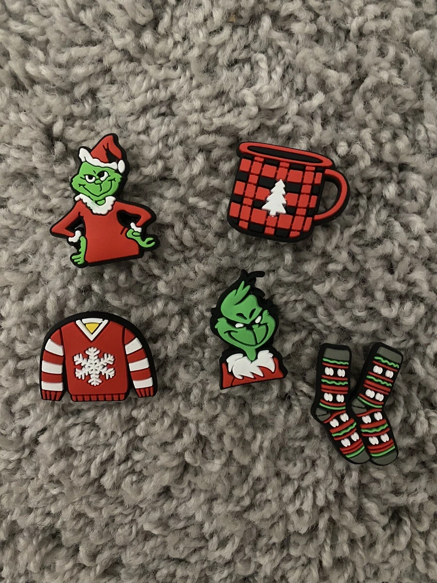 Grinch jibbitz hotsell