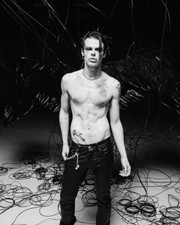 Yungblud  hot sexy bludfest rock and roll Hig...