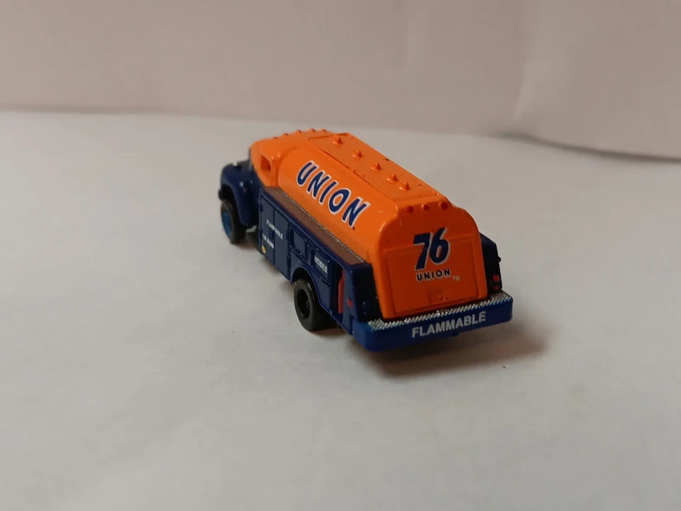 Caminhão de combustível Classic Metal Works Union '76 (A) escala N - Imagem 4 de 4