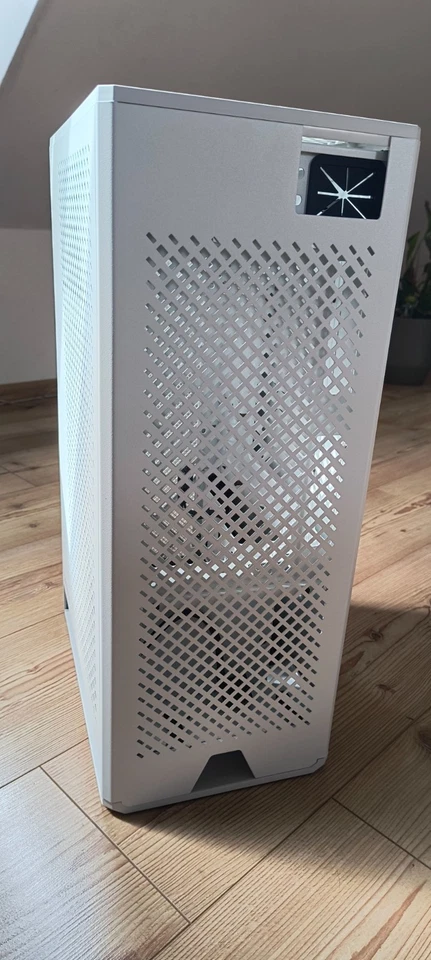 SilverStone ALTA G1M MicroATX Mid Tower Gehäuse - weiss - Bild 4 von 4