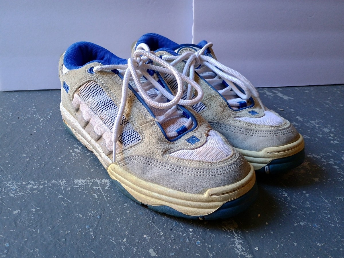 Vintage DC Shoes Raiden Colin Mckay VERY RARE HTF DAMAGED DISPLAY