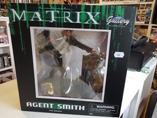 Figurine The Matrix statue Agent Smith 25 cm - Diamond Select - boite abimé
