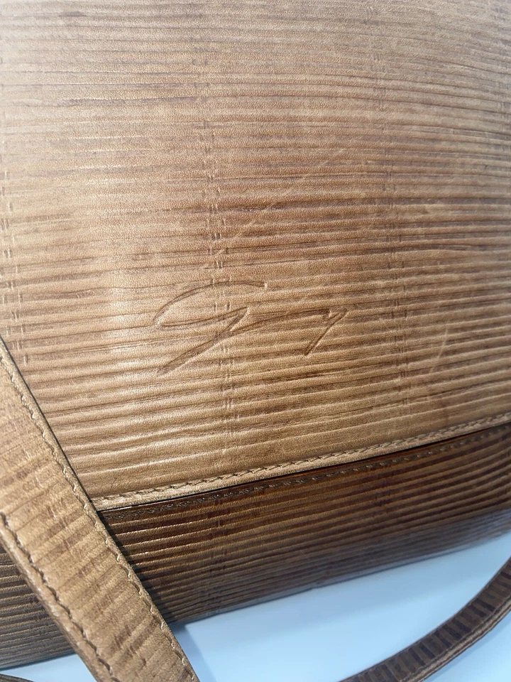 Rara Bolsa de Mão Vintage Couro Italiano Linha 3D Genny Feita Na Itália - Imagem 2 de 4