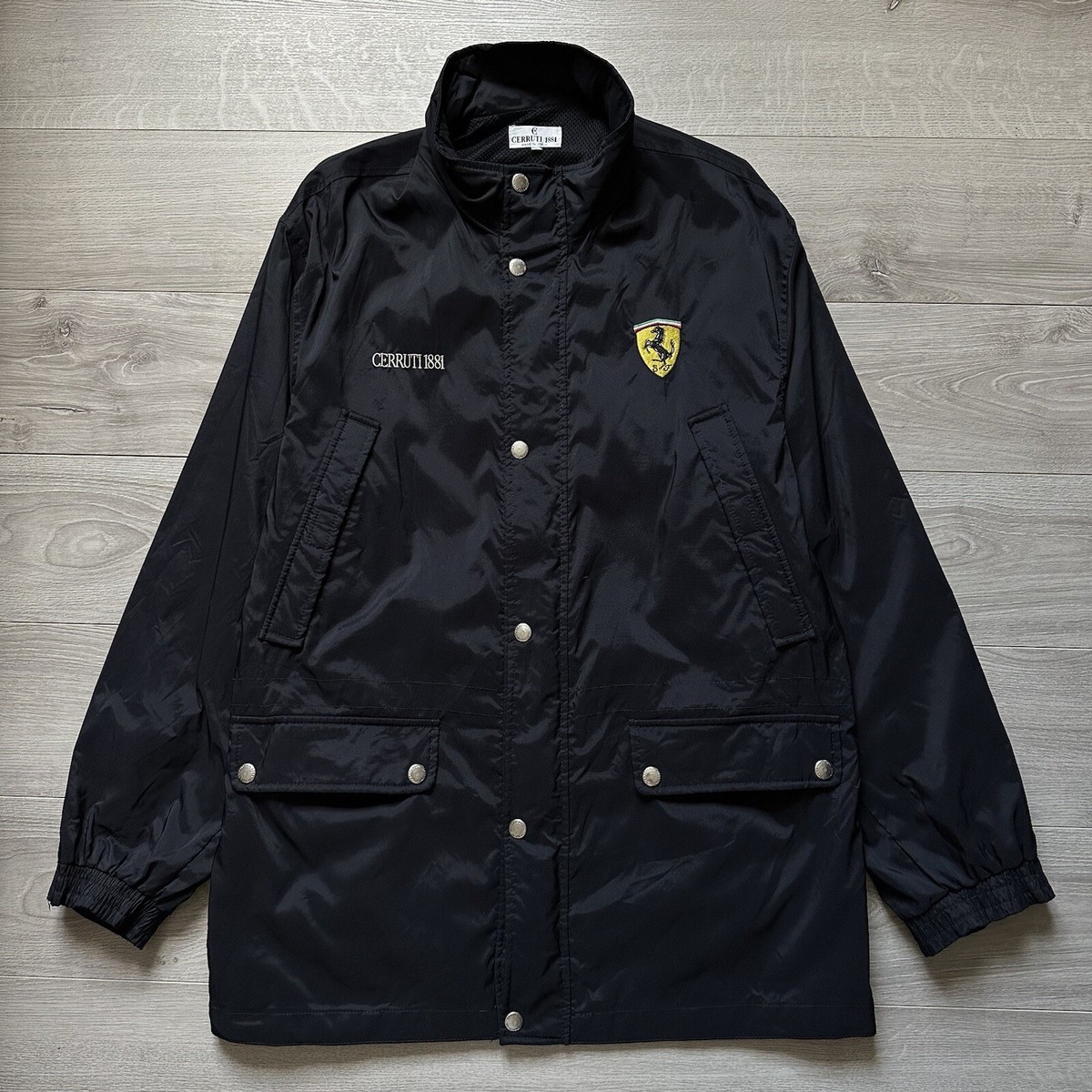 セルッティ1881✕Ferrariコラボジャケット　Mサイズ セルッティ1881✕Ferrariコラボジャケット Mサイズ - メルカリ