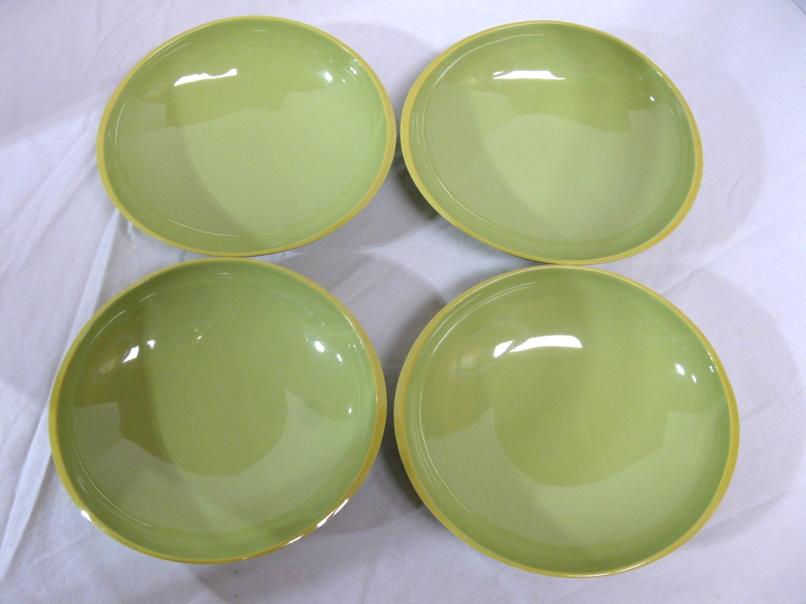 Zak! Designs Set of 4 Bowls Melamine Avocado Yellow Top 8" x 7 1/2" x 1 1/2"