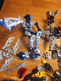 LEGO BIONICLE Toa Hahli Inika 8728 And More Bionicles Parts And Pieces Read
