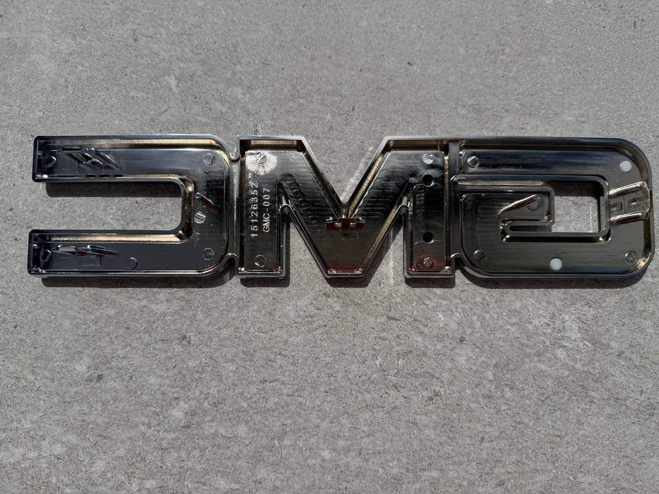1 OEM 2007-2014 Grille Big GMC Emblem Badge for Yukon Acadia Chrome Gloss Black - Image 4 of 4