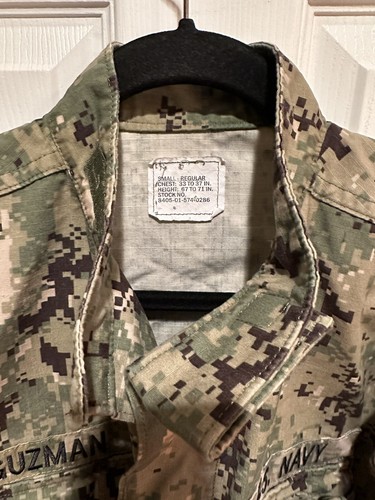 US Navy USN NWU Type III Working Uniform Blouse Jacket Size Small Regular AOR2 - Picture 2 of 5
