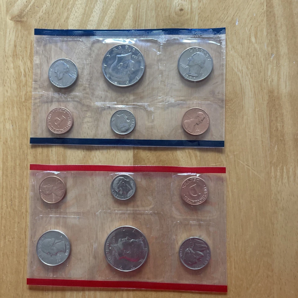 The 1989 US Mint Uncirculated Coin Set Denver & Philadelphia - Image 2 of 4