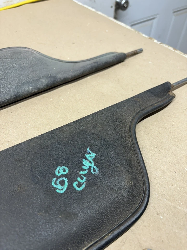 Juego de pares de parasoles Ford Mercury Galaxie Mustang 1962-1968 negro 1967 OEM Cougar Foto 4 de 4