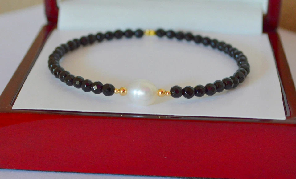 Natural Faceted Black Spinel South Sea Pearl 14K Yellow Gold Bangle Bracelet - Image 4 of 4