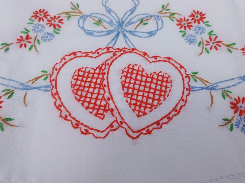 Matching Set of Vintage Embroidered Pillowcases New Vintage Hearts Love Flowers