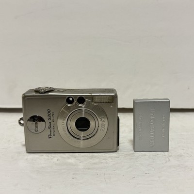 Canon Powershot S200 Digital Elph Camera 2.0MP Silver W/ Memory Card & Battery