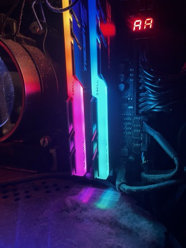 HACKINTOSH CUSTOM BUILD / KOMPLETTES GAMING SETUP - Bild 7 von 13