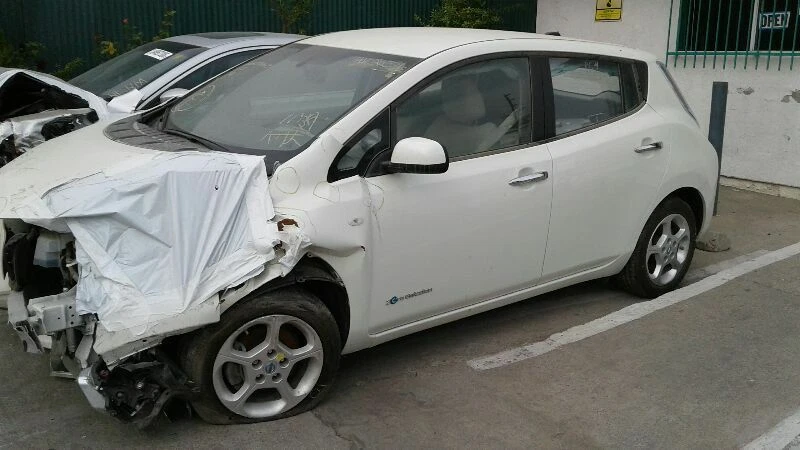 Chassis ECM Power Supply Hybrid Behind Rear Seat Fits 14-18 INFINITI Q70 87779 - Imagem 3 de 4