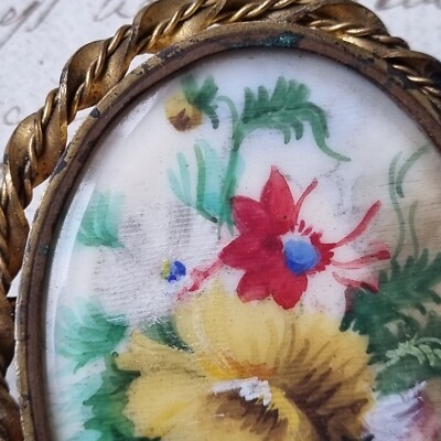 Broche Vintage Française Avec Miniature Peinte Fleurs - Signée - Occasion - Bijou Décoratif
