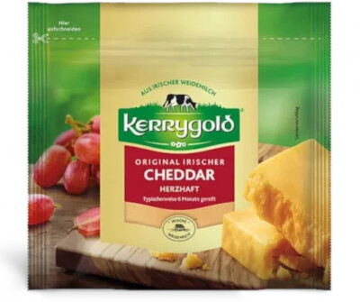 Kerrygold Original Irischer Cheddar, herzhaft HERZHAFT 48% - 130 g Packung