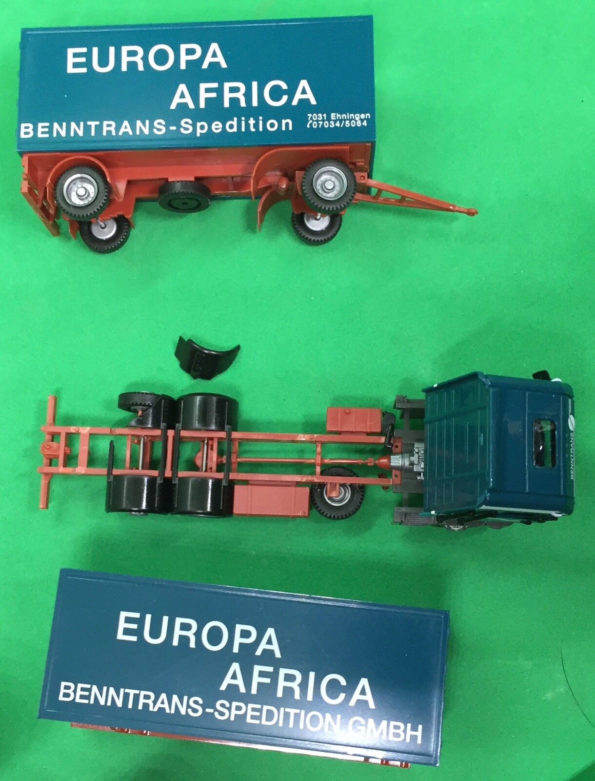 Camion semi-remorque AWM HO transport EUROPA AFRICA véhicule miniature de fret routier échelle 1/87